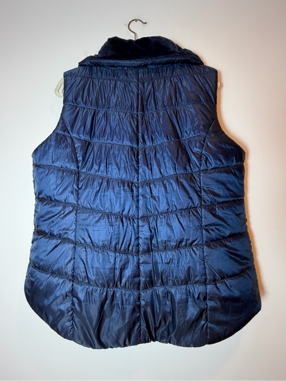 Chico’s Zenergy Navy Blue Velour Reversible Quilted Puffer Vest - Size 3 (XL) - Picture 6 of 10